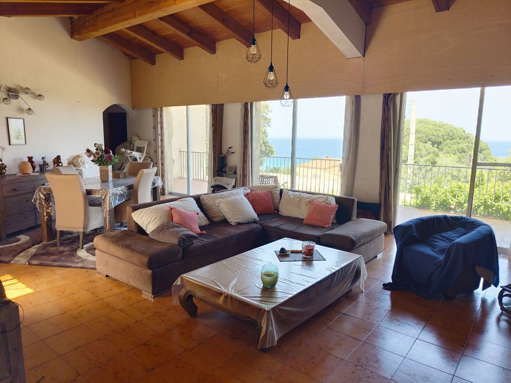 Vente Villa Rare : Villa type 6 à proximité des plages Monticello