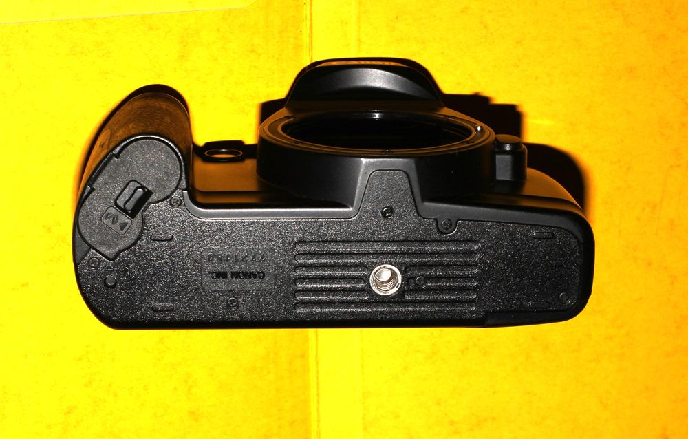 Canon eos 5000 pour pieces ou deco Photos/Video/TV