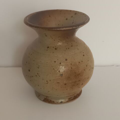 Joli petit vase en grs cuit vernisse artisanal             9 Saumur (49)