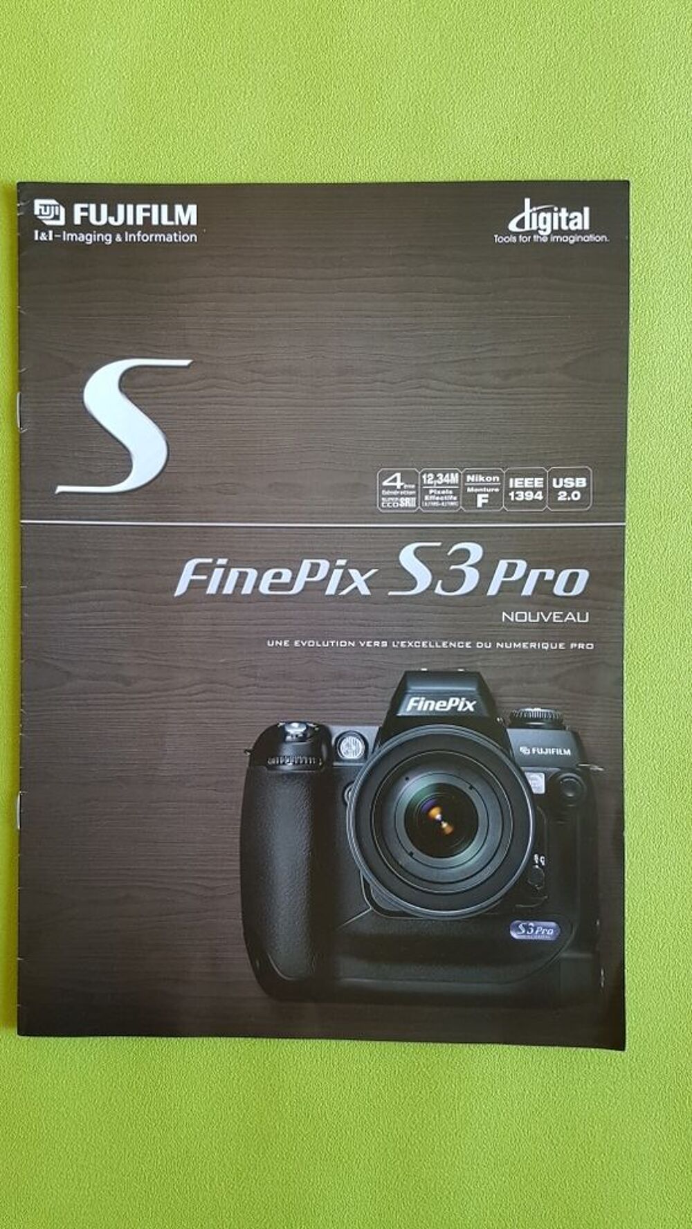 FINE PIX S3 PRO Photos/Video/TV