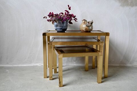 Lot de 3 tables gigognes ou tables volantes dorées 480 Wintzenheim (68)