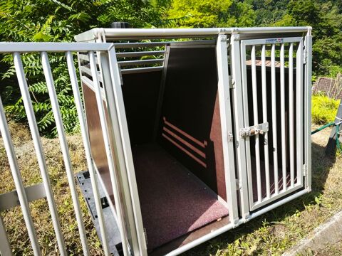 Cage de trensport Schmidt 250 38210 Tullins
