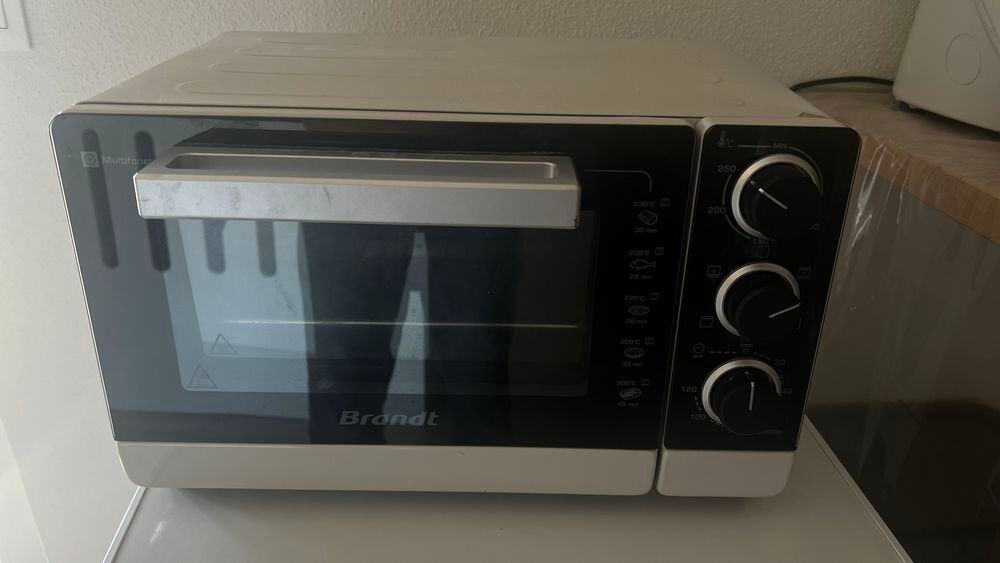 mini four 1380 W Electroménager