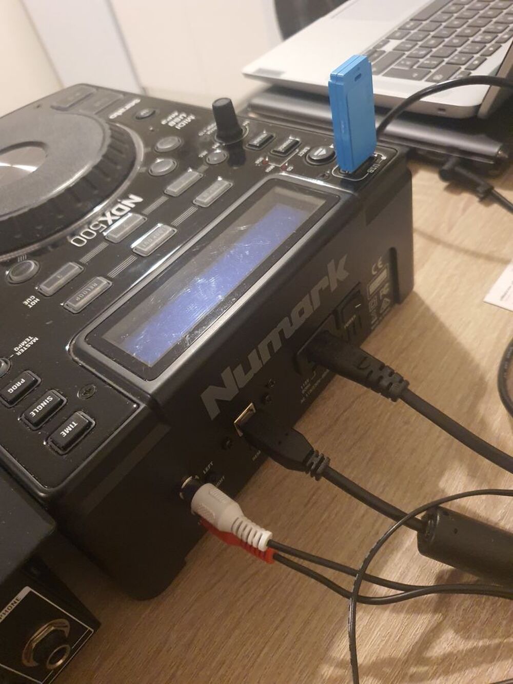 Platines Numark + table mixage Numark Audio et hifi