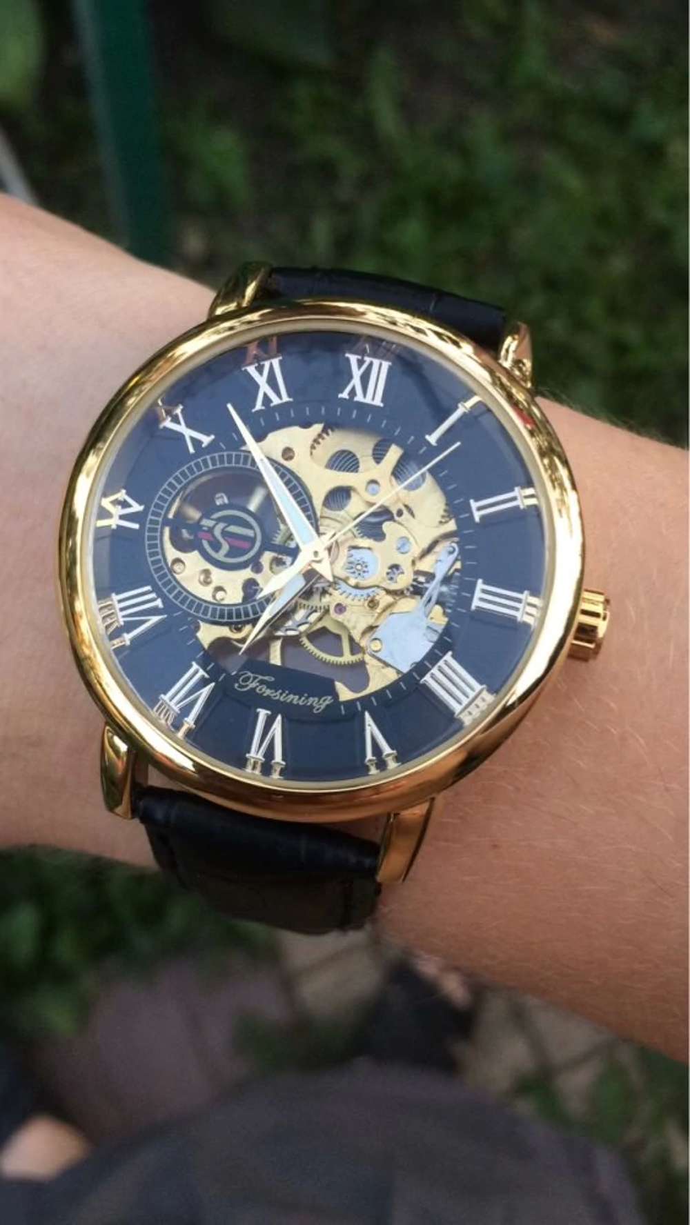 montre m&eacute;canique a remontage manuel Bijoux et montres
