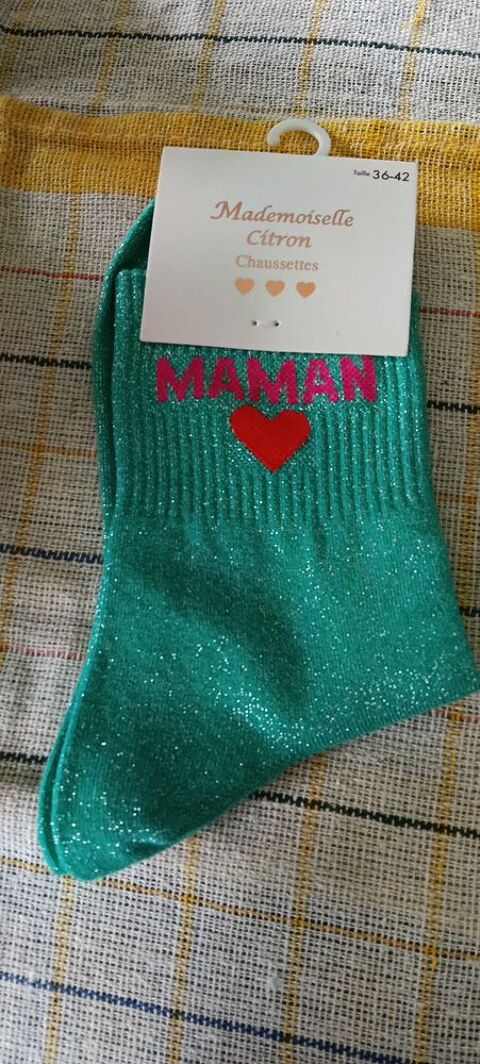 chaussette pailletés  Maman  toute neuve 3 Hersin-Coupigny (62)