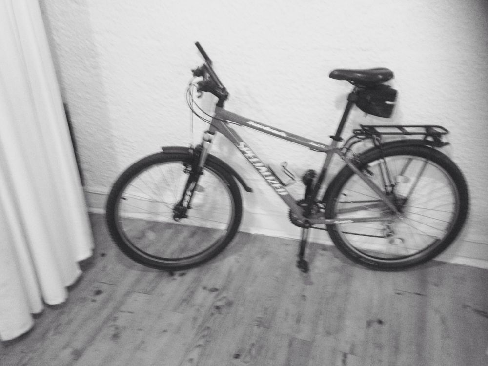 VTT "SPECIALIZED-Hardrock" Vélos