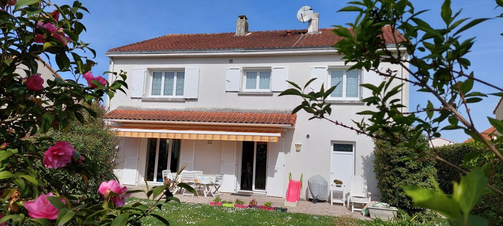 Vente Maison 439000 € -6 pièces-145 m2- Rezé 44400 Rezé