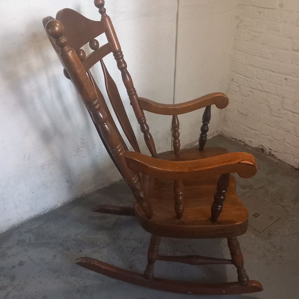 ROCKING CHAIR Meubles