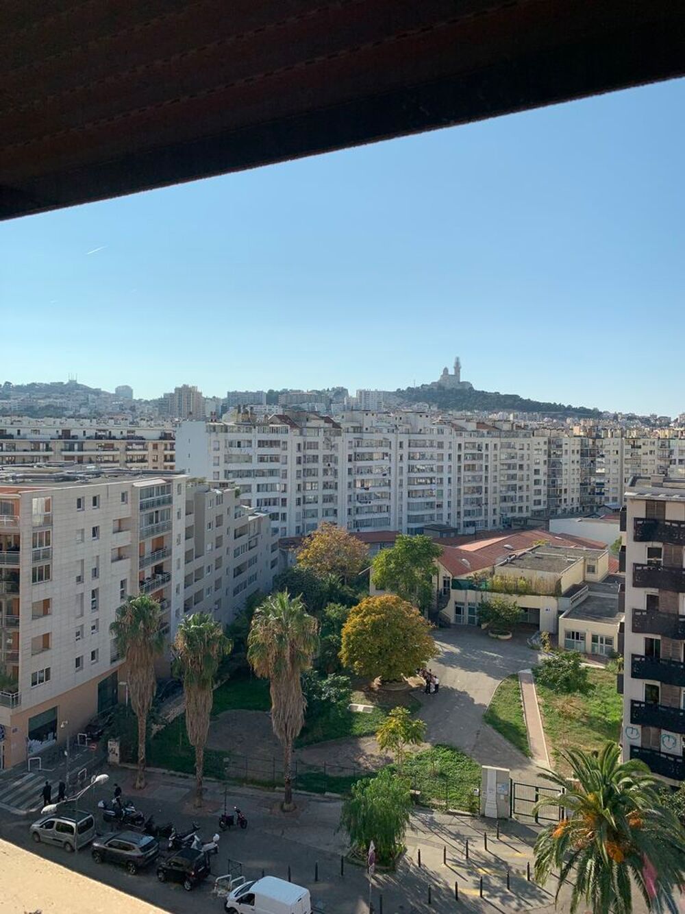 Vente Appartement Grand appartement dans résidence Marseille 6