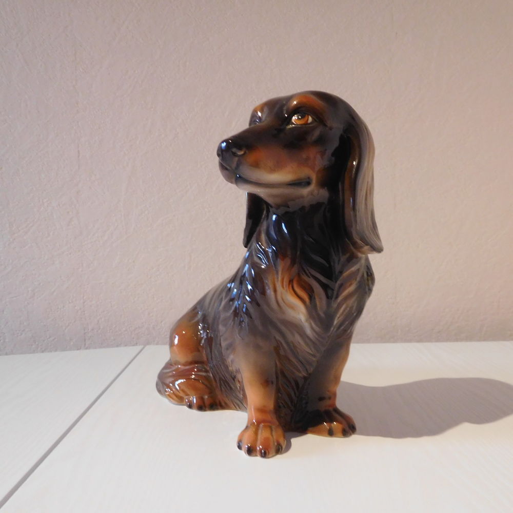 CHIEN EN TERRE CUITE Décoration