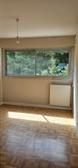  Appartement à louer 3 pièces 69 m²