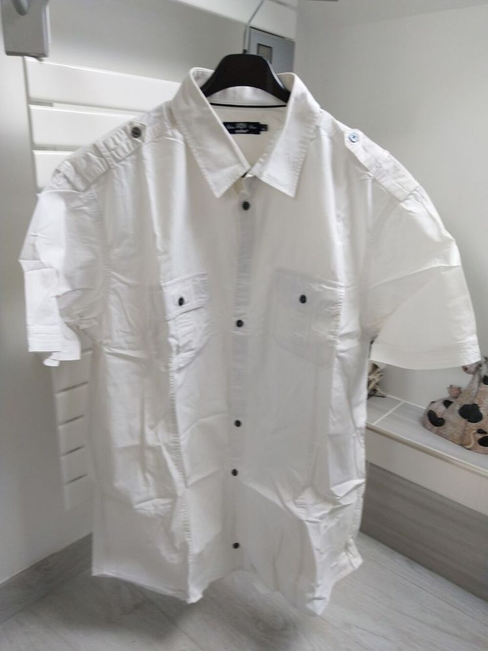 Chemises blanches Vêtements