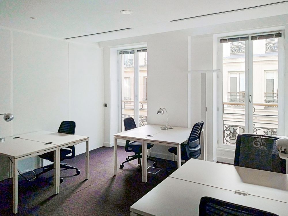   Accès tout inclus à des espaces de bureau professionnels pour 4 personnes à Paris Madeleine Paris 8