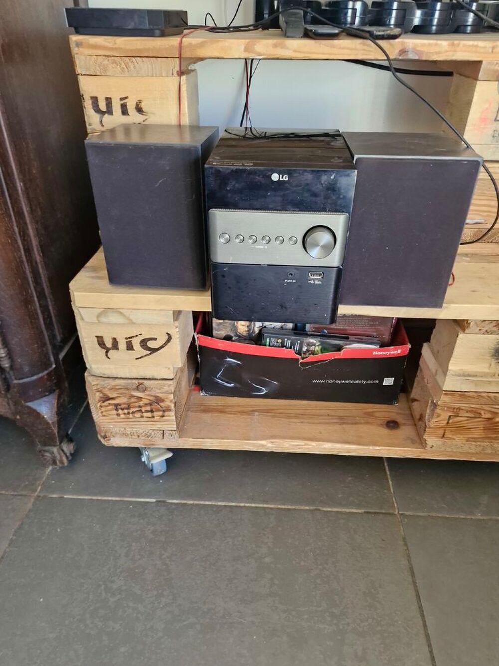 Cha&icirc;ne hi-fi LG. Paiement en esp&egrave;ces Audio et hifi