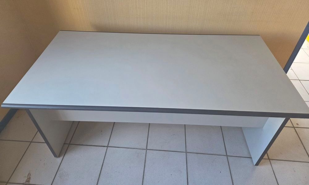 Bureau Meubles