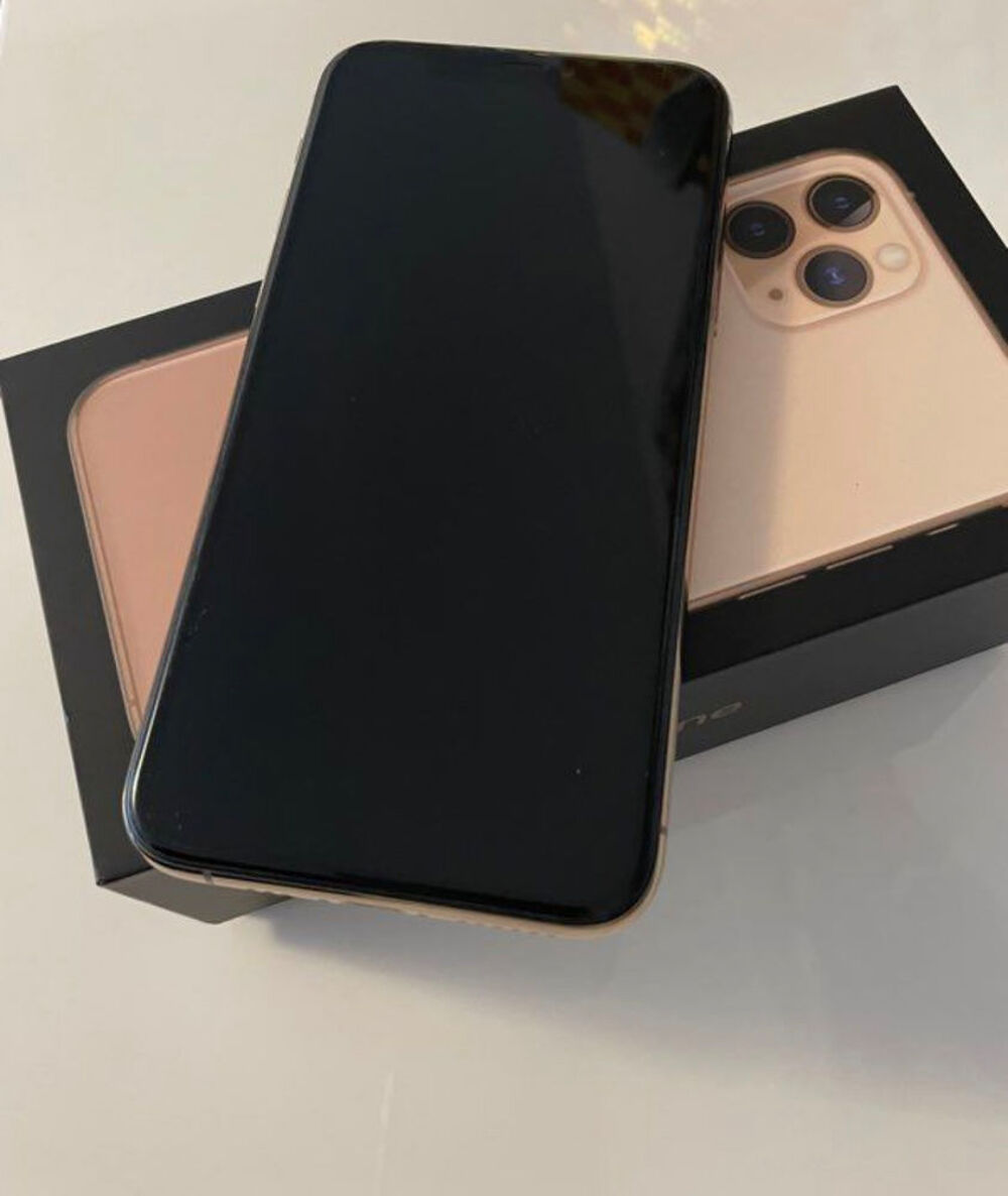 iPhone 11 Pro rose gold 64 giga Téléphones et tablettes