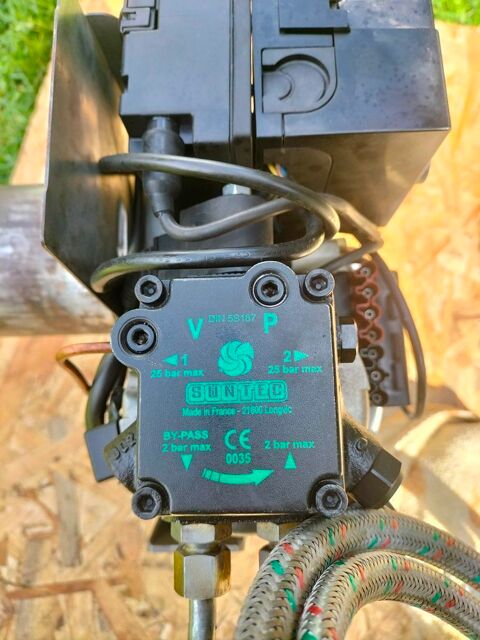 bruleur fioul Atlantic 4134 220 Beauvoir (50)