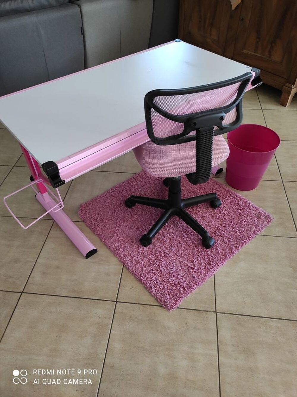 Bureau blanc et rose Meubles