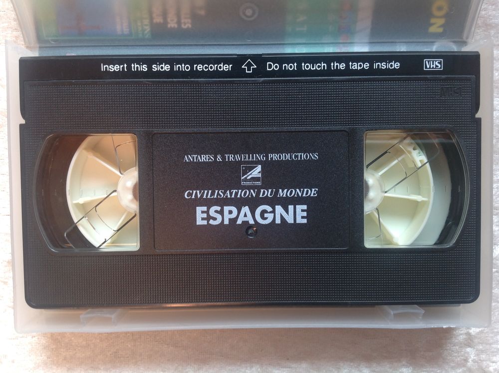 ESPAGNE ARDENTE ET MYSTIQUE K7 VID&Eacute;O Envoi Possible
DVD et blu-ray