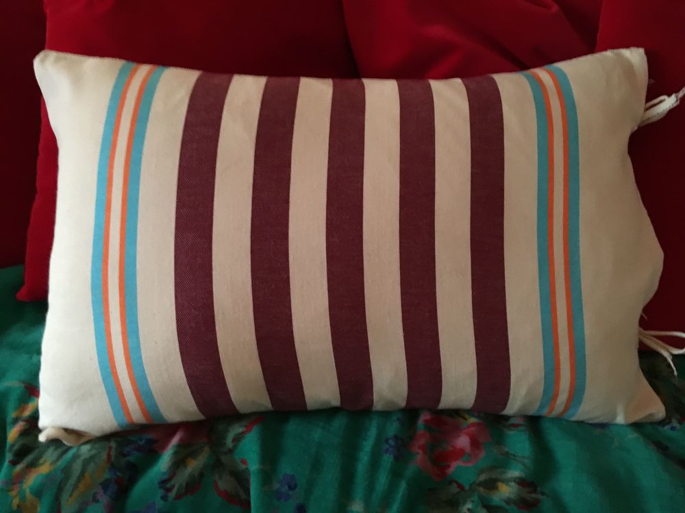 Housse de coussin en coton. D�coration