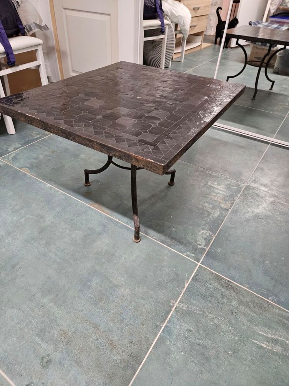 Table zelige hauteur 49 cm plateau 70 x 60 cm Meubles