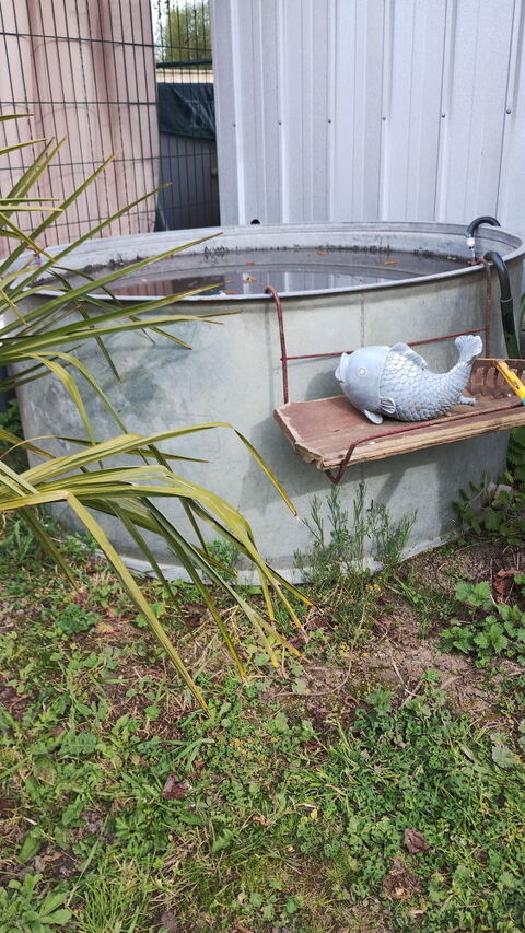 Cuve galvanis&eacute; 600l 200 02700 Fri�res-faillou�l