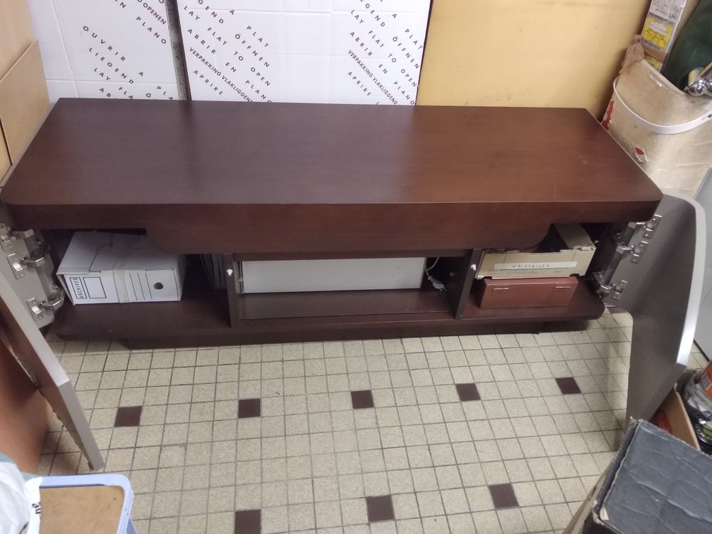 Meuble bas pour t&eacute;l&eacute;vision Meubles