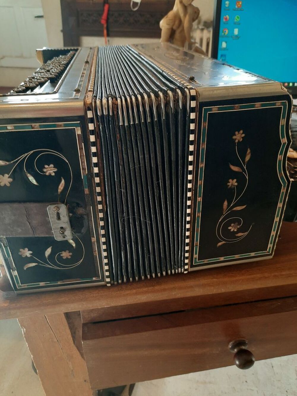Accord&eacute;on SCANDALLI collection Instruments de musique
