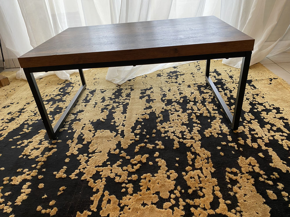 contenu d'un appartement ( Fauteuil,chaises, frigo...) Meubles