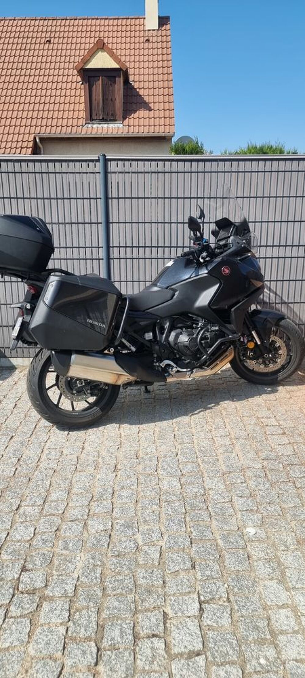 HONDA 2024 occasion 78970 M&eacute;zi&egrave;res-sur-Seine