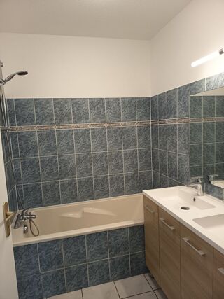  Appartement � louer 5 pi�ces 85 m� Colomiers