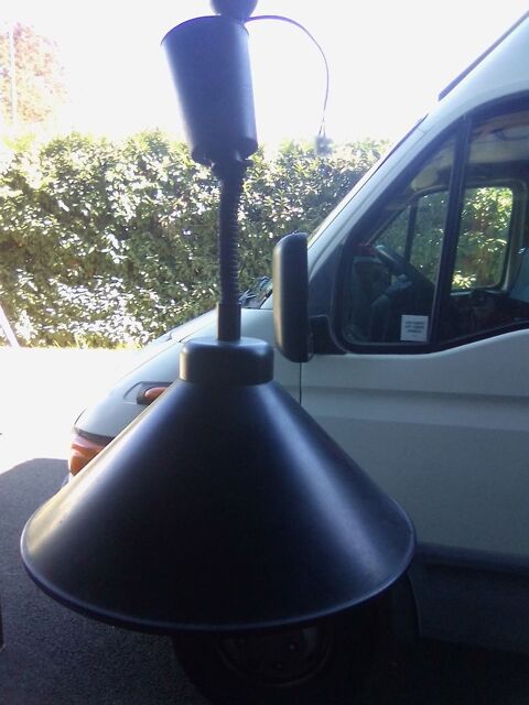 lampe   Ikea  complète dans son jus!!! 30 Vaires-sur-Marne (77)