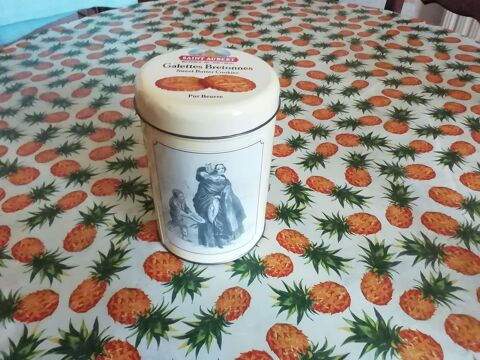 Bo�te � biscuits d�cor�e du mont Saint Michel 5 Noyelles-l�s-Vermelles (62)