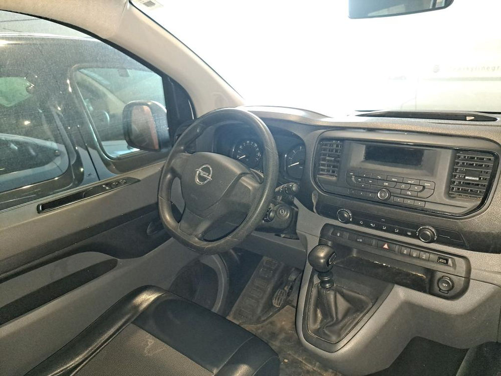 Vivaro VIVARO CA FIXE L2 1.5 DIESEL 120 CH PACK CLIM 2019 occasion 78210 Saint-Cyr-l'&Eacute;cole