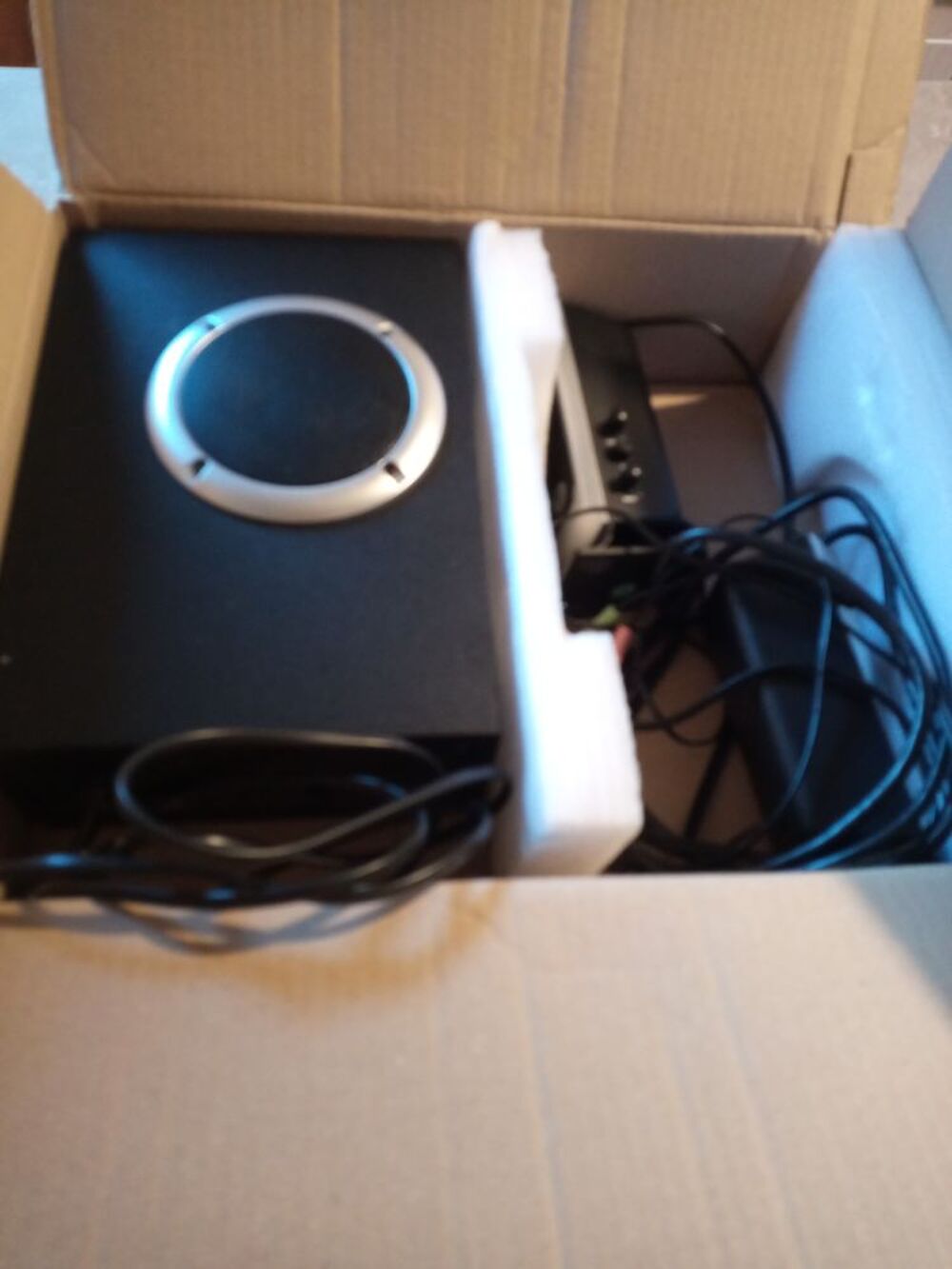 Logitech S200 30 watts 2,1 Matériel informatique