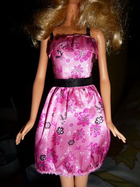 Montre digitale Barbie MATTEL : la montre à Prix Carrefour