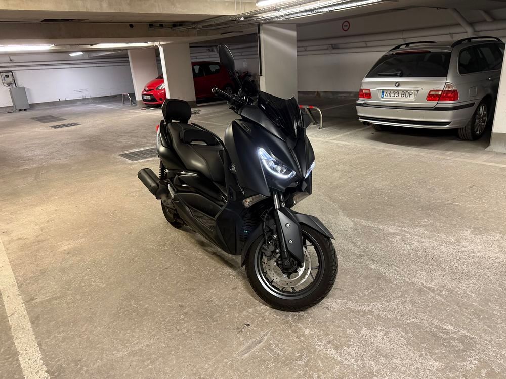 YAMAHA 2019 occasion 93200 Saint-Denis