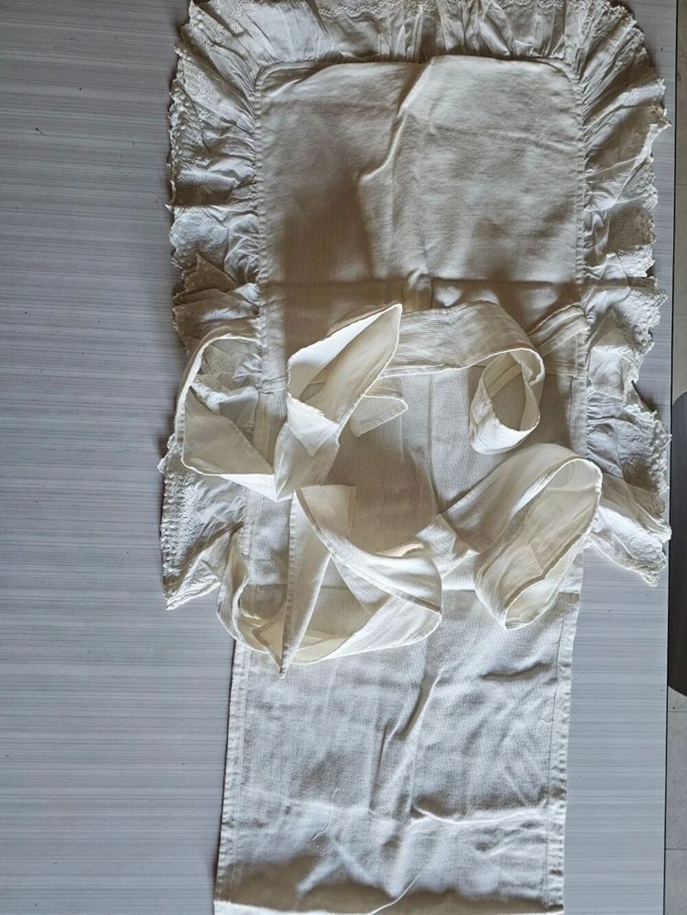 BRODERIE ANCIENNE 