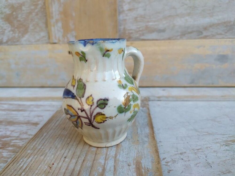 Petit Pichet Pot &agrave; Lait Fa&iuml;ence XVIIIeme / XIX&egrave;me 