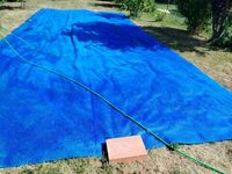   bâche de piscine à bulles rectangulaire bleue 