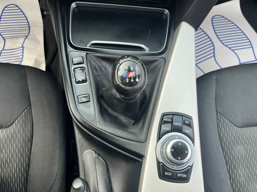 S&eacute;rie 3 Touring 318i 136 ch Business 2016 occasion 77170 Brie-Comte-Robert