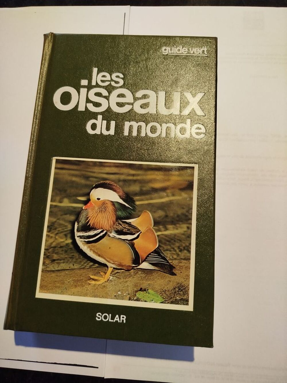 LES OISEAUX Livres et BD