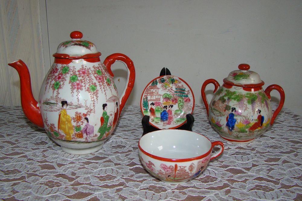 Service &agrave; caf&eacute; en porcelaine du Japon - vintage Cuisine