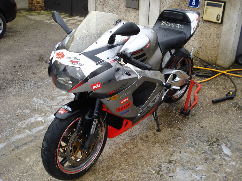 APRILIA 2002 occasion 94150 Rungis