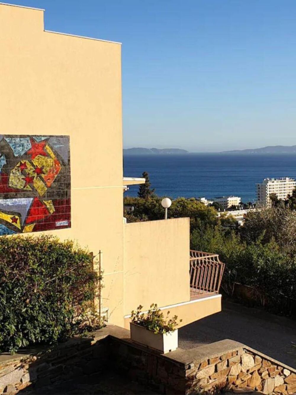   Studio vue mer avec piscine pataugeoire et terrasse 11 m² Provence-Alpes-Côte d'Azur, Le Lavandou (83980)