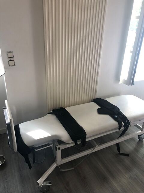 Table �l�vatrice 700 Voiron (38)