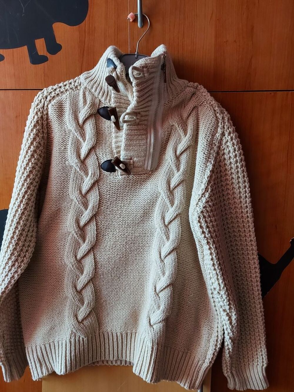 pulls &agrave; lu Vêtements