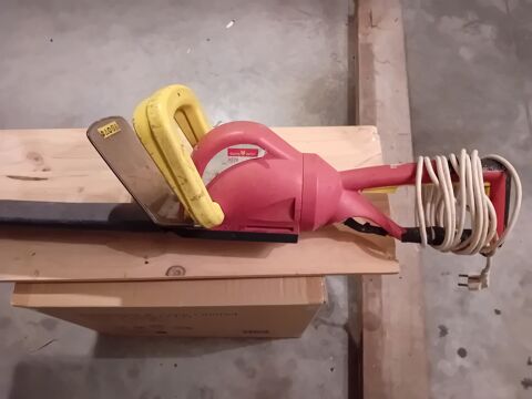 Tronçonneuse électrique Outils Wolf XF70 Hyères (83)