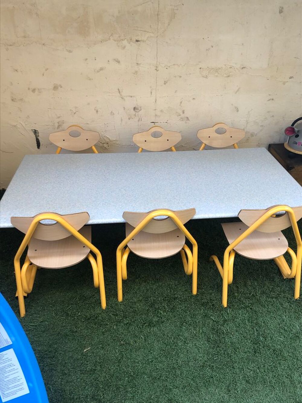 Table d &eacute;cole et chaise enfant Meubles
